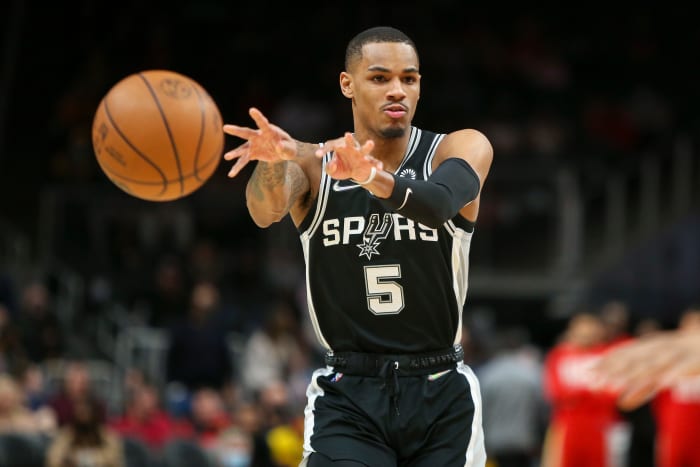 Atlanta Hawks guard Dejounte Murray will share the backcourt with teammate Trae Young during the 2022-23 NBA season.